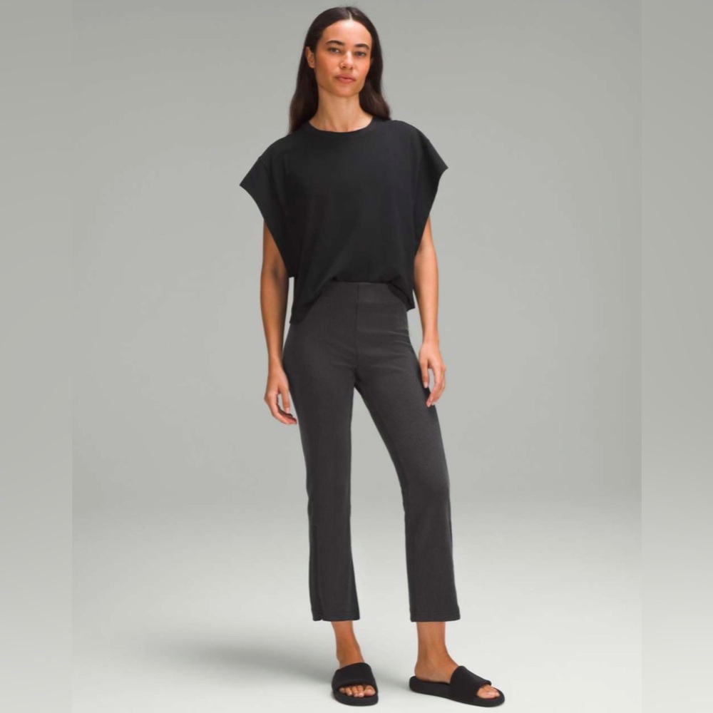 🖤SOLD🖤Lululemon Ribbed Softstreme Zip-Leg (Flared) High-Rise BLK Pants *25"✨